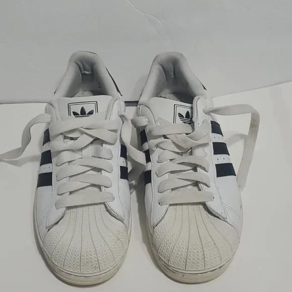adidas gazelle silver green womens Adidas Pro Shell ADV Shoes (Ftwr White/Silver/Core White)